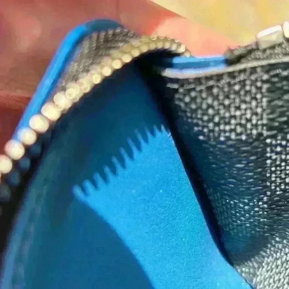 LOUIS VUITTON Damier Graphite Blue Vasco Zippy Wallet- full inclusion - box. Bag - Picture 10 of 16